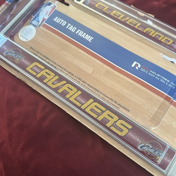 Clevelandnd Cavaliers Licence Plate Cover♥️💛 - Picture 3 of 3